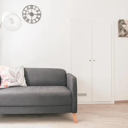 Aria Di Apartment